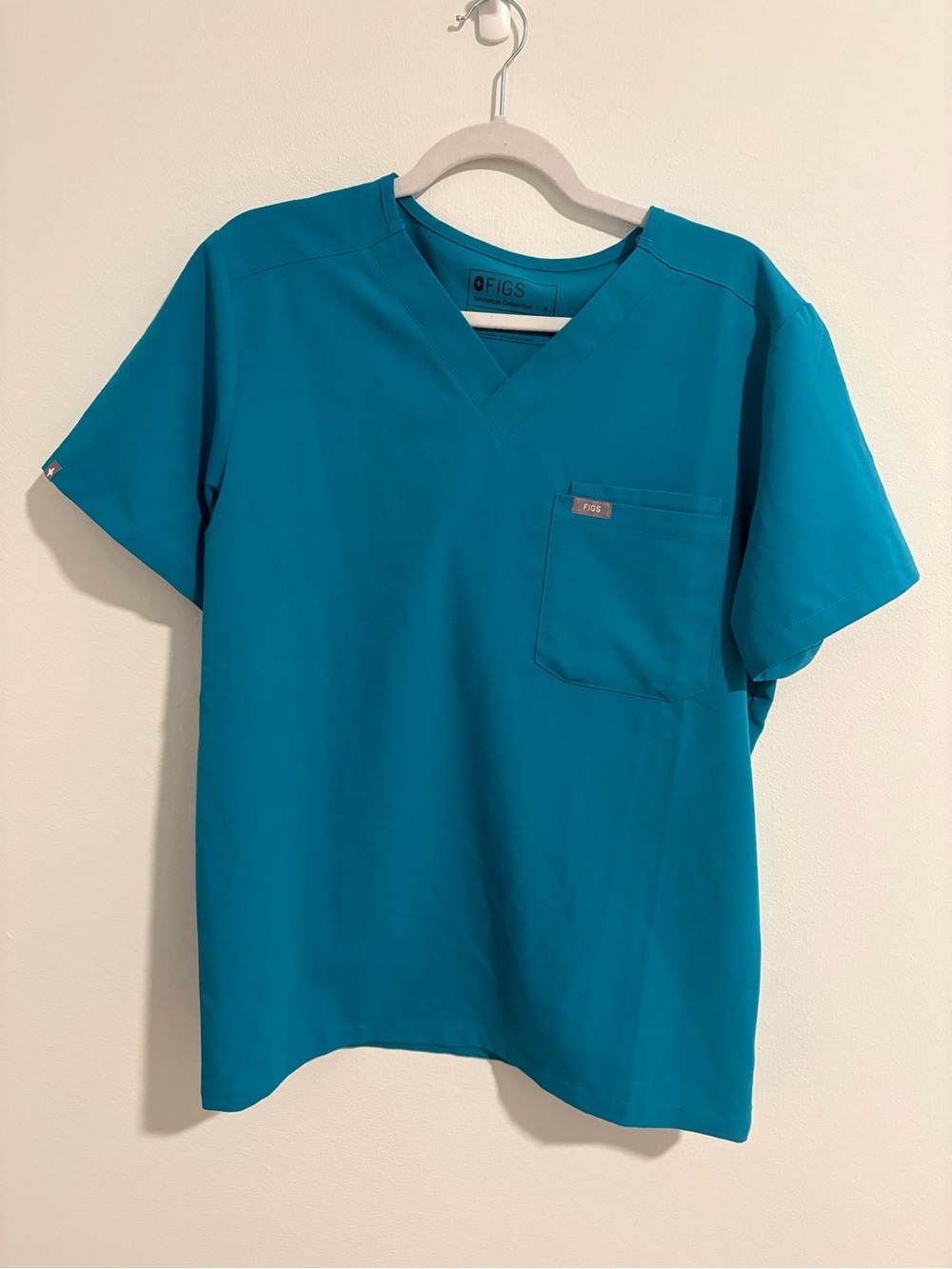 FIGS Leon Scrub Top in Teal